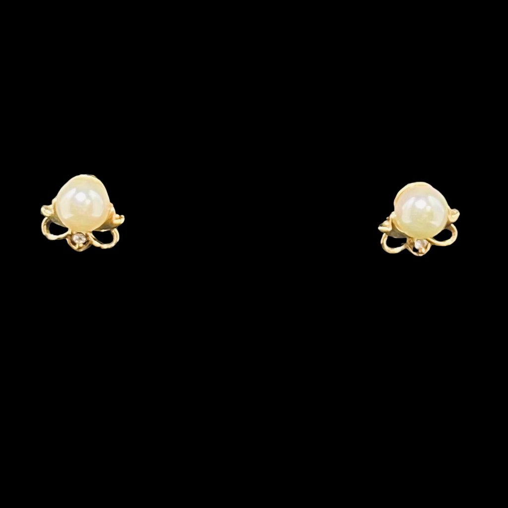 Roman Gold Tone Faux Pearl And Rhinestone Bow Pierced Earrings 4661 15$